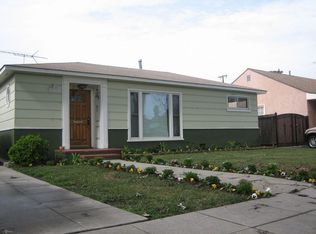 2775 Chestnut Ave, Long Beach, CA 90806