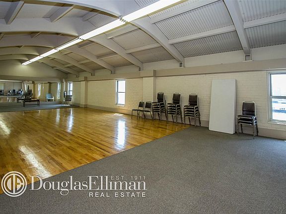 2nd image of 25 Neptune Blvd APT 2B