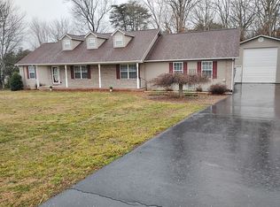 426 Sunset Ridge Dr, Crossville, TN 38571