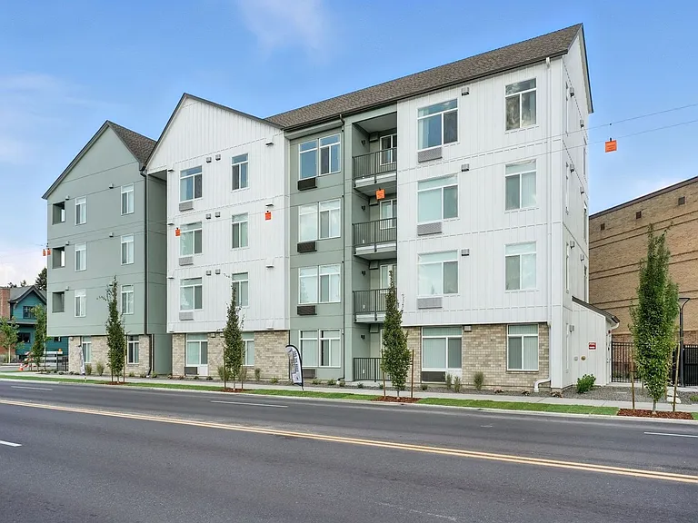 District Lofts at Garland — Photo 63