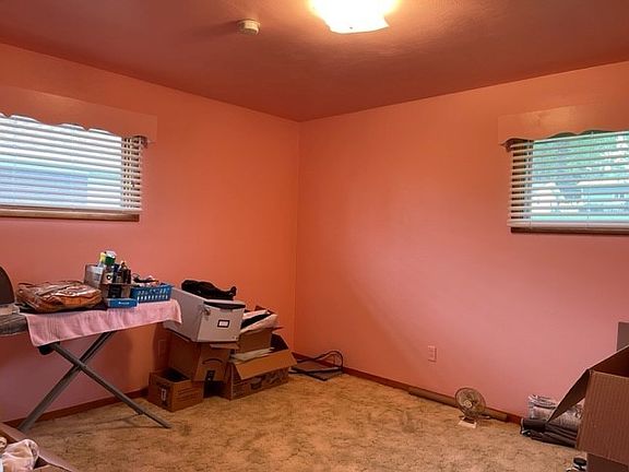 5th image of 821 E 42nd St