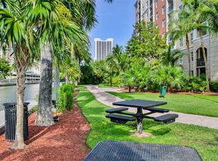 17100 N Bay Rd APT 1614, Sunny Isles Beach, FL 33160