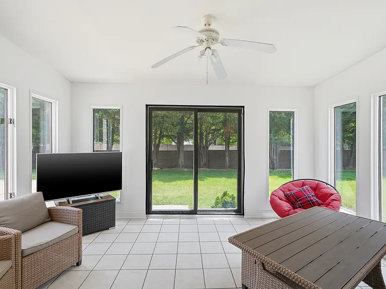 6306 Dunaway Ct — Photo 61