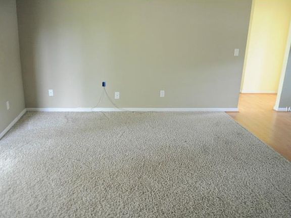 3rd image of 3742 Hollow Oak Pl