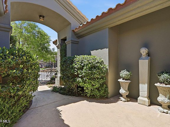 4th image of 1213 Calle Lago Dr