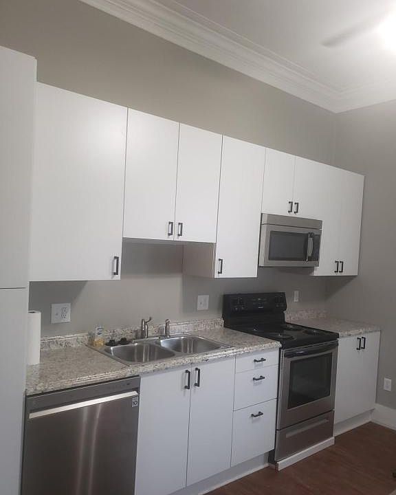 1st image of 101 E Center St