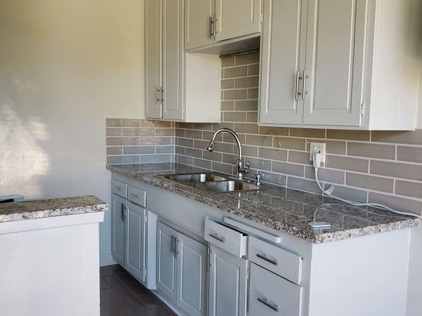 541 N Naomi St APT E