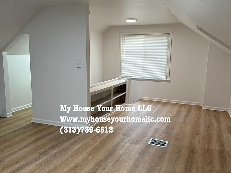 9540 Evergreen Ave — Photo 5