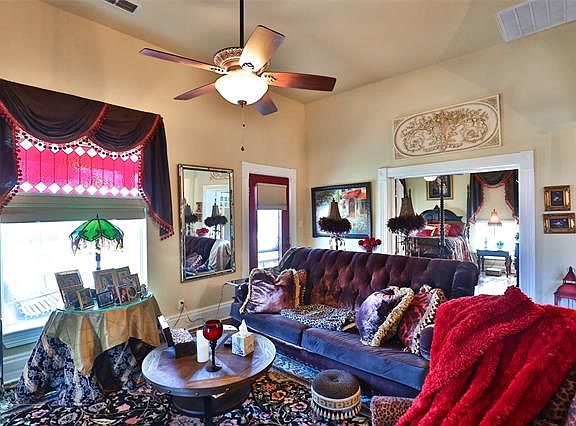 4th image of 1732 Avenue L