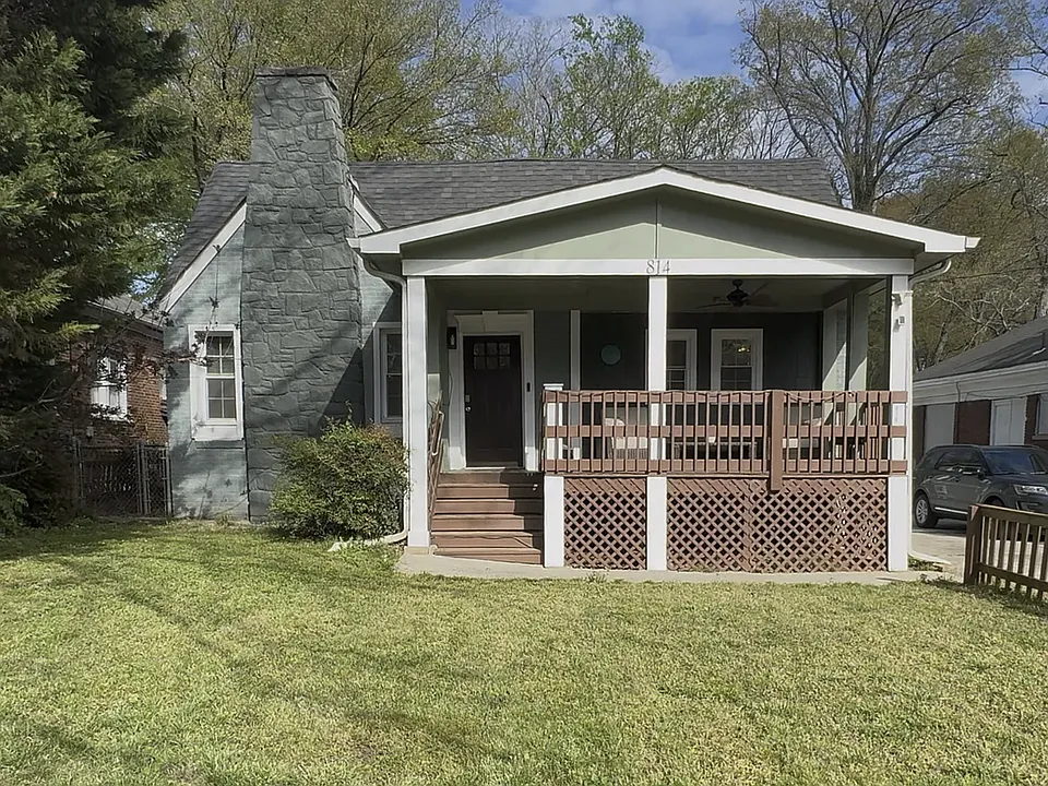 814 Moreland Ave SE