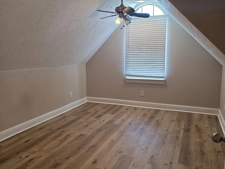 13 Stonebrook Ct — Photo 20