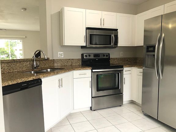 4th image of 1169 SW 44th Way #1169