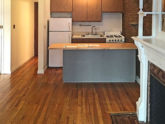 3rd image of 56 W 76th St APT 3F