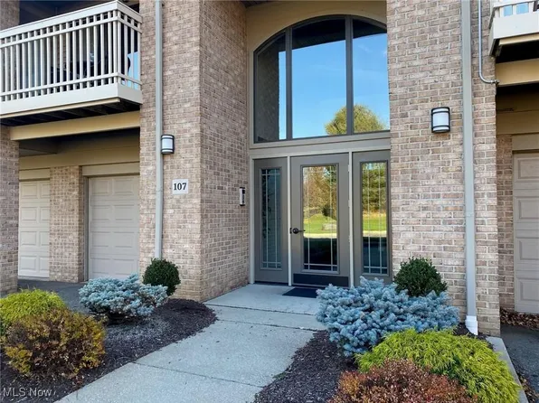 3800 Rosemont Blvd APT 107H, Akron, OH 44333