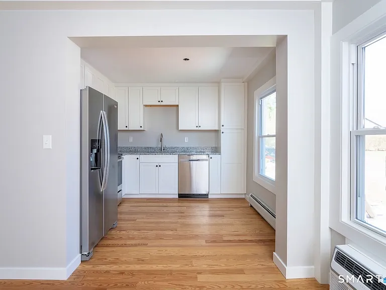 343 Main St #2 — Photo 3