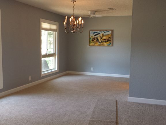 2nd image of 2827 Northtown Pl