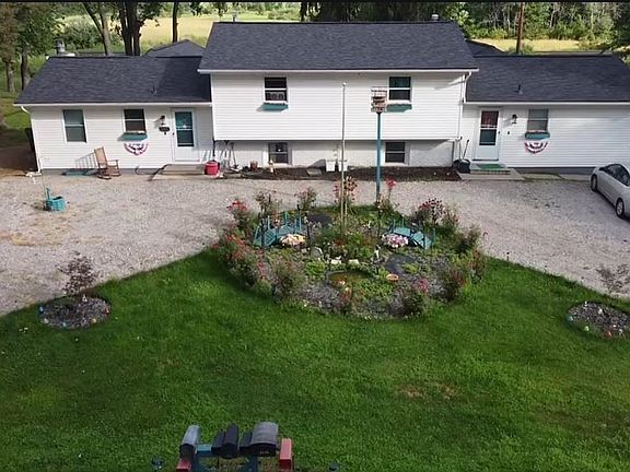 2nd image of 12573 Spruce Ln