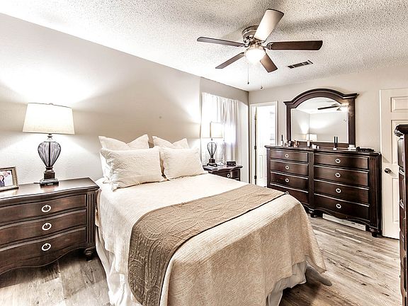 5th image of 2907 Copasaw Dr