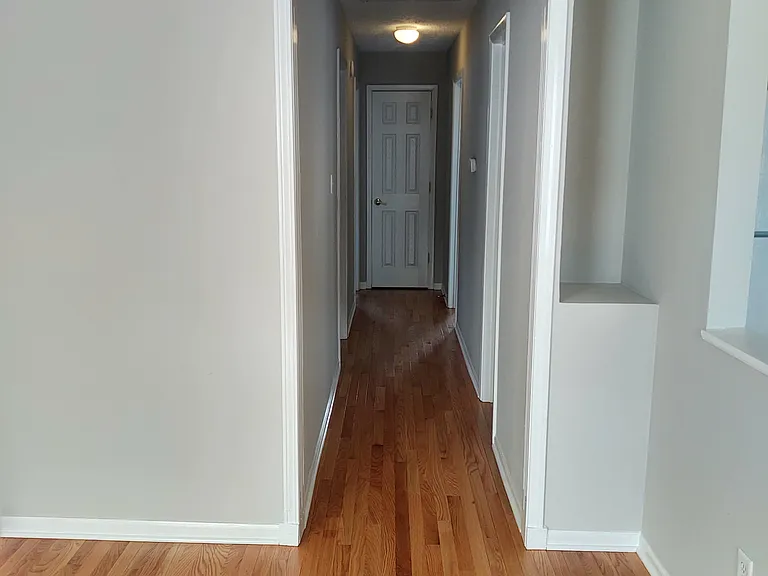 6019 Kingsley Dr — Photo 7