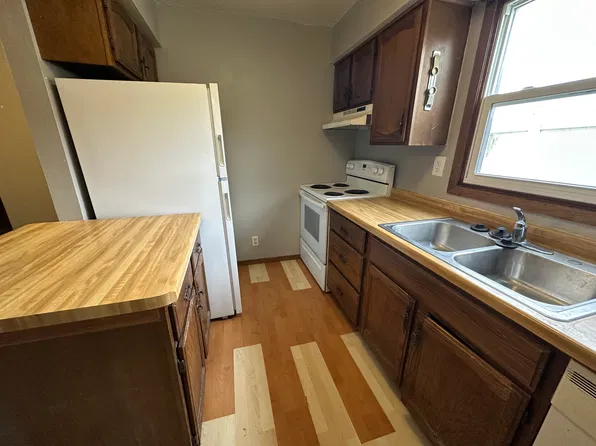 969 Boston Way APT 1, Coralville, IA 52241