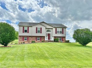 155 Page Farm Rd, Mount Airy, NC 27030