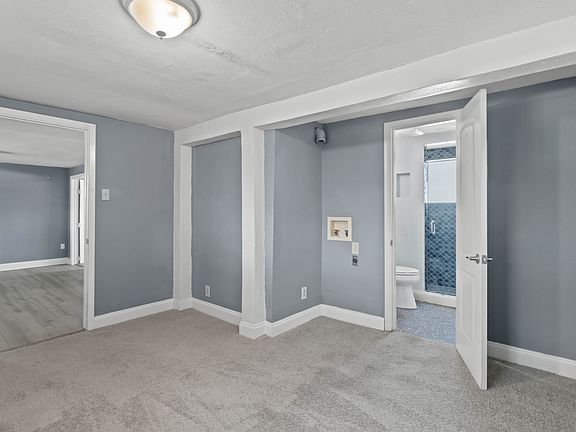 4th image of 912 S Armstrong Ave #101