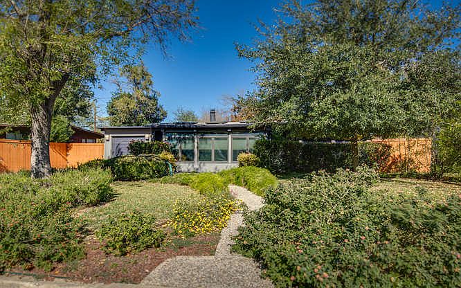 1st image of 619 Brightwood Pl
