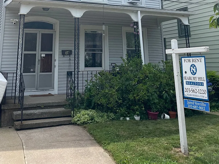 34 Cottage St #1 — Photo 2