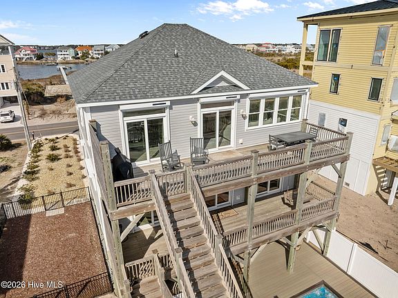 5th image of 728 New River Inlet Road