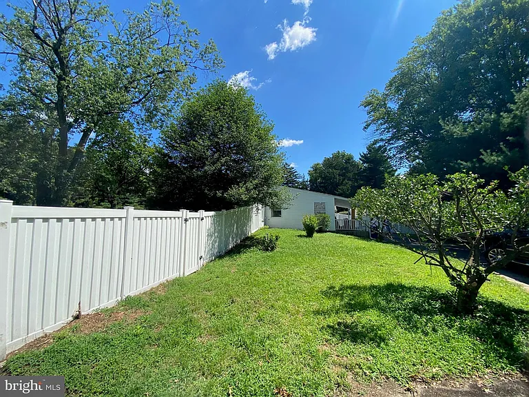 4410 Church Rd — Photo 4