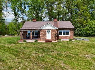 60 Edwin Ln, Cana, VA 24317