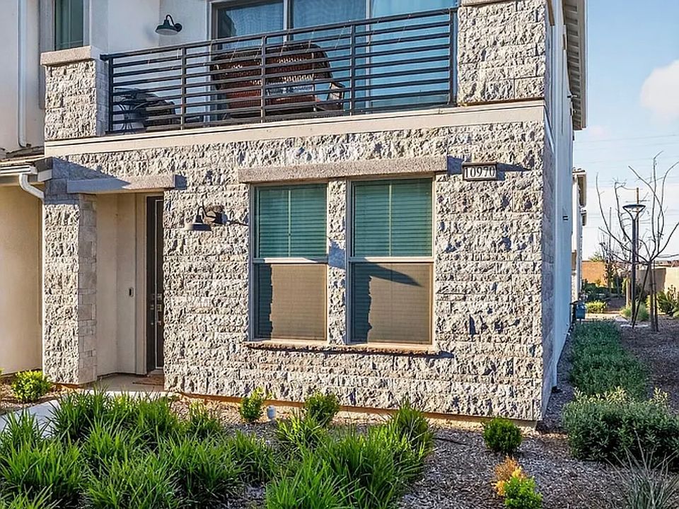 1st image of 10970 N Honeysuckle Dr