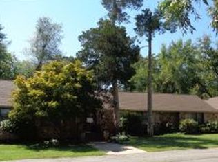 404 E 14th St, Carthage, MO 64836