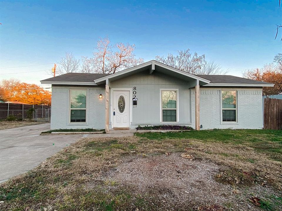 1st image of 802 Leyenda Dr