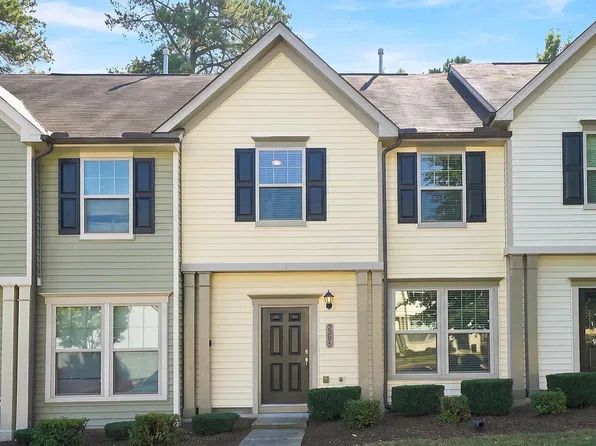 2203 Sunny Cove Dr, Raleigh, NC 27610
