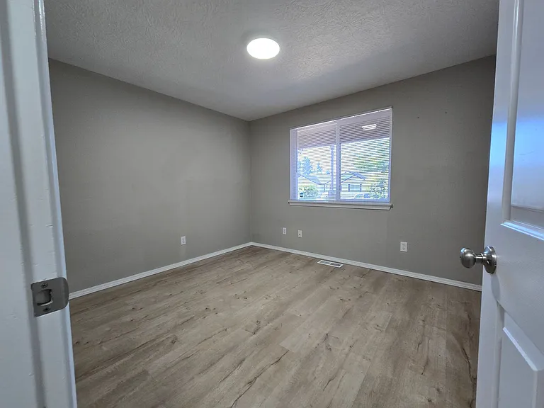 4631 Cherrybud Ct SE — Photo 9