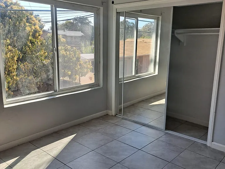 1765 Cedar Ave #10-B — Photo 23