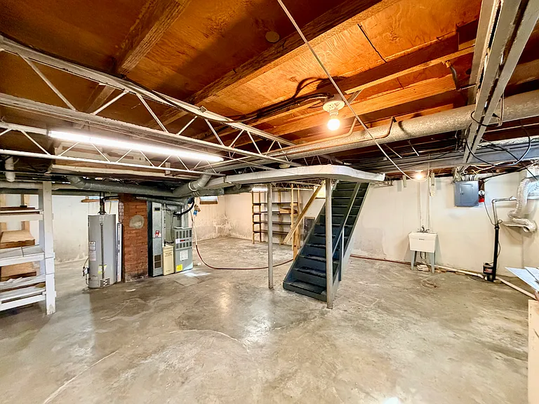 1031 S Parker Dr — Photo 13