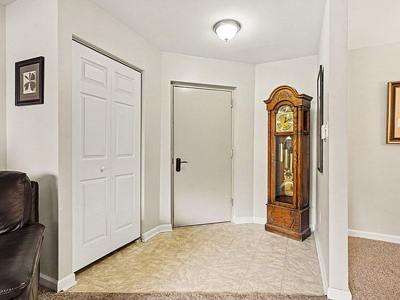 3rd image of 12 Juliet Ln APT 104