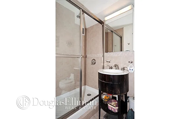 Sold by Douglas Elliman | media 17