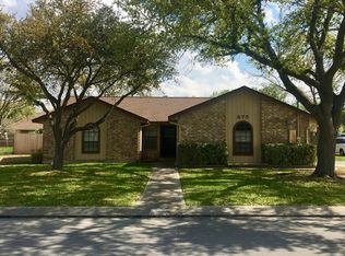 875 Sunshadow Dr, New Braunfels, TX 78130