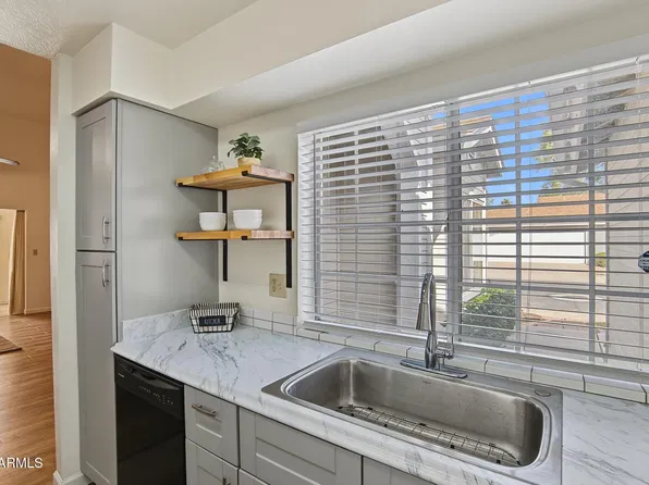 3134 E MCKELLIPS Road #189, Mesa, AZ 85213