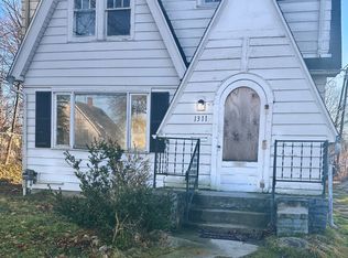 1311 W Paterson St, Flint, MI 48504