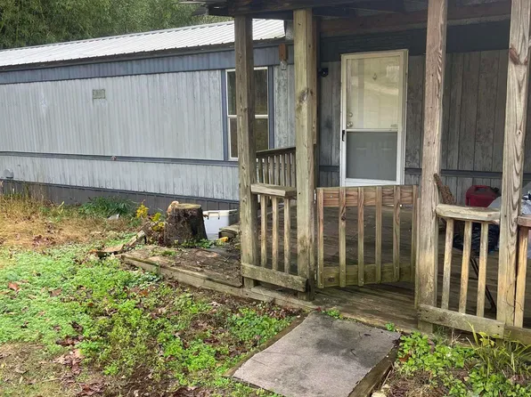 1030 Sleepy Hollow Rd, Hayden, AL 35079