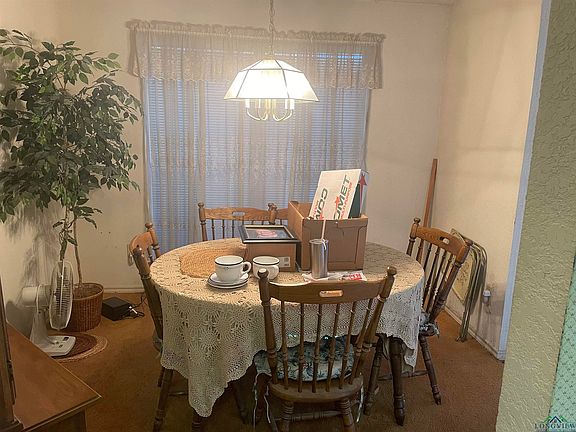 2nd image of 620 Aldenwood St