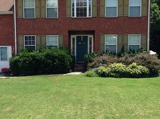 805 Briargrove Dr, La Vergne, TN 37086