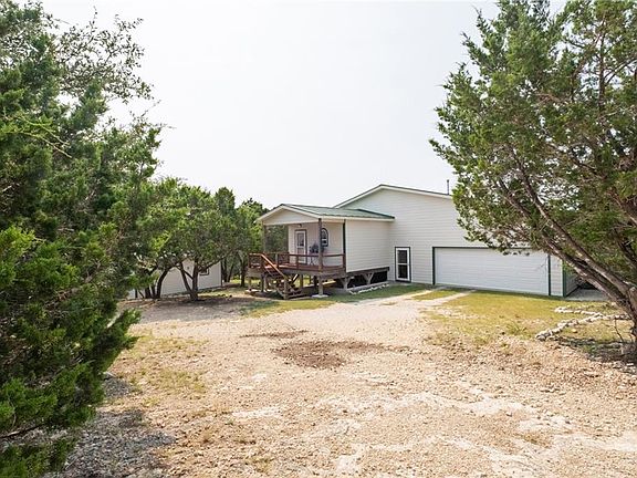 4th image of 1181 Lakeside Dr