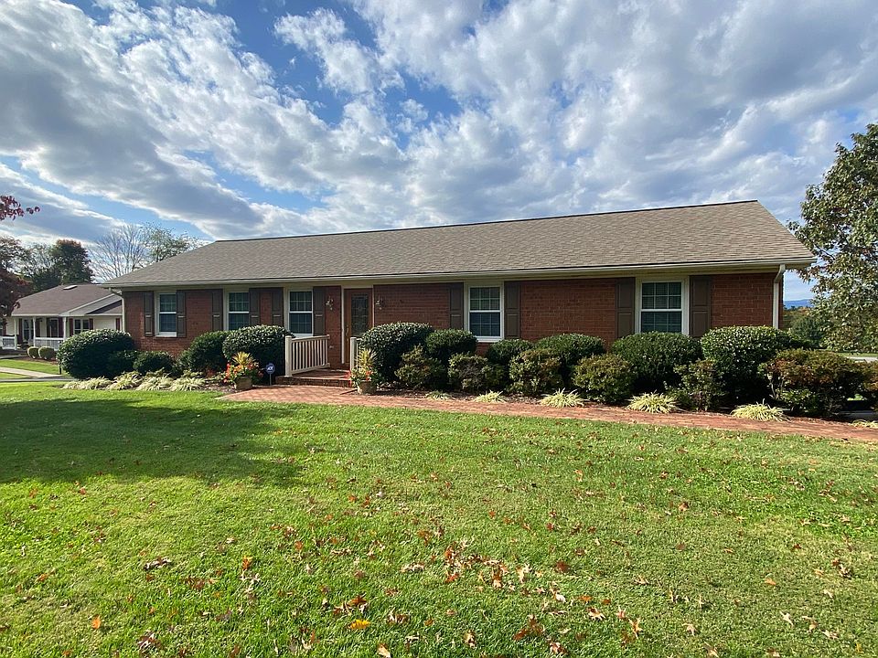 1st image of 2409 Horsepen Mountain Cir
