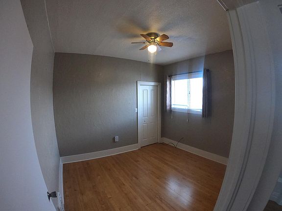 2nd image of 127 Burlington Ave