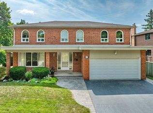 1677 Sherwood Forrest Cir, Mississauga, ON L5K 2G8